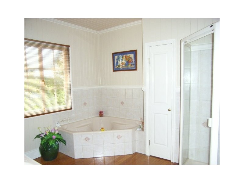 7 St Louis Street, East Toowoomba QLD 4350