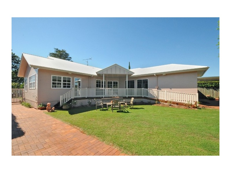 61 Tourist Road, Rangeville QLD 4350