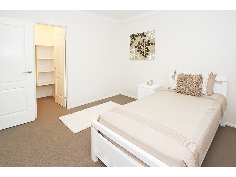 324 Ramsay Street, Middle Ridge QLD 4350