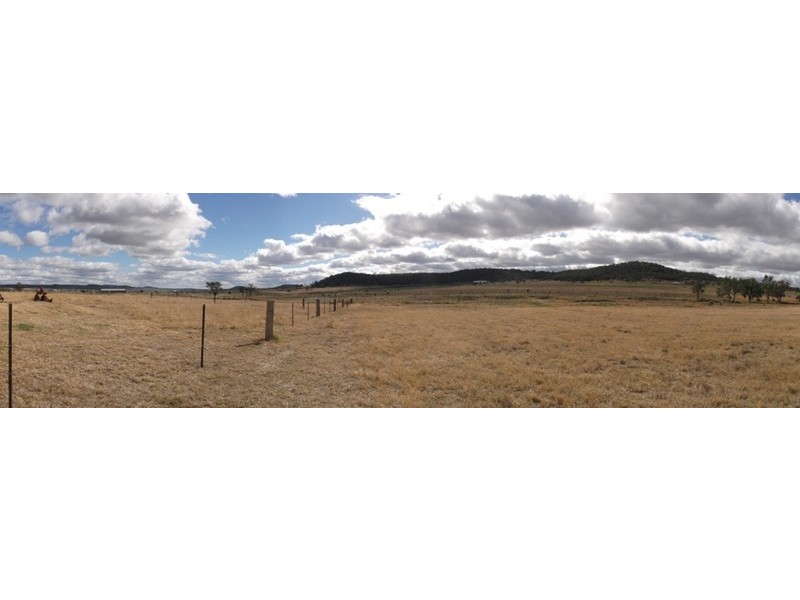 105 Beauaraba Road, Linthorpe QLD 4356