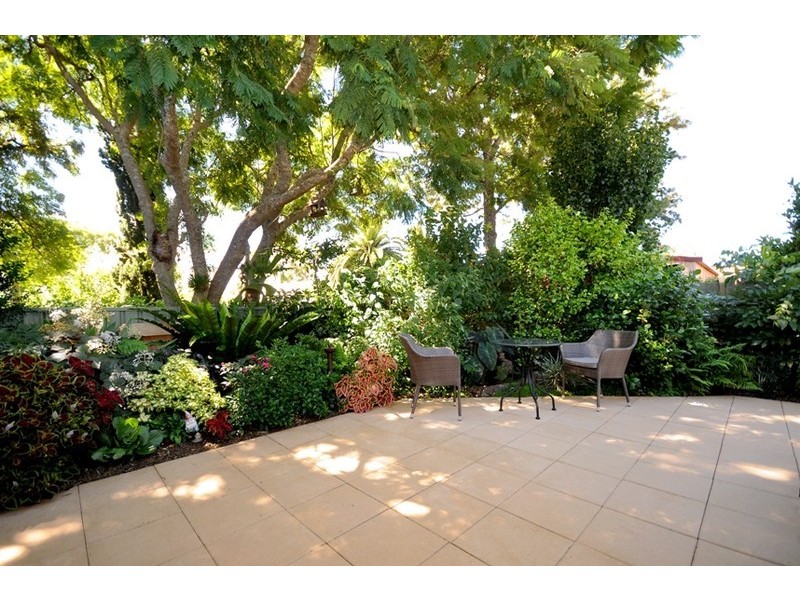 1 Bridget Court, Middle Ridge QLD 4350