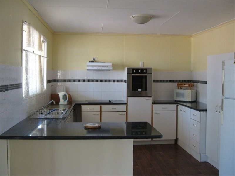 3 Malone Street, Texas QLD 4385