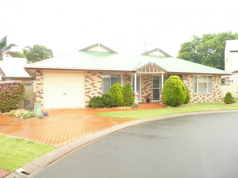 15/279 Mackenzie Street, Centenary Heights QLD 4350