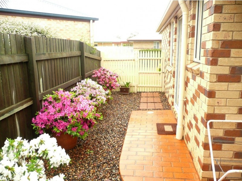 15/279 Mackenzie Street, Centenary Heights QLD 4350