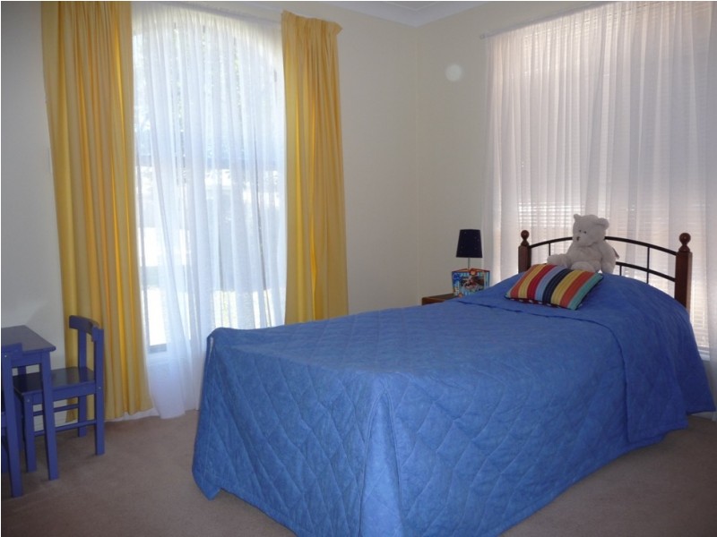 7 Georgina Court, Kearneys Spring QLD 4350