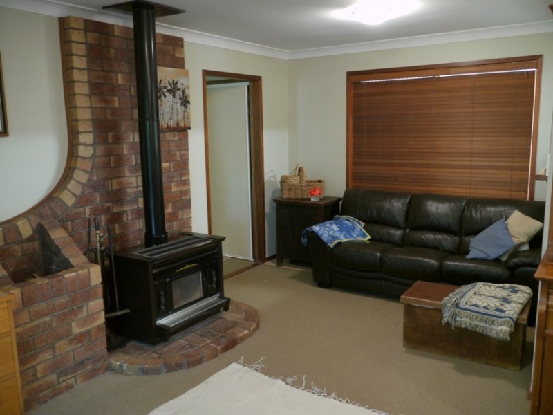 36 Highfields Road, Highfields QLD 4352