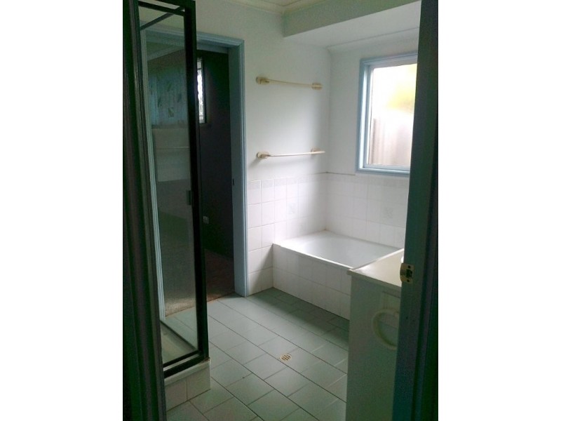 299 Taylor Street, Wilsonton QLD 4350