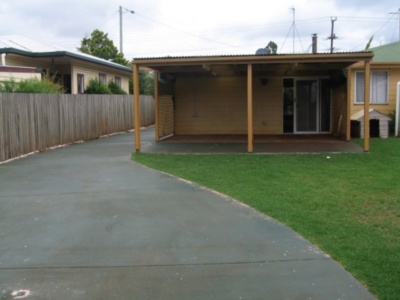 299 Taylor Street, Wilsonton QLD 4350