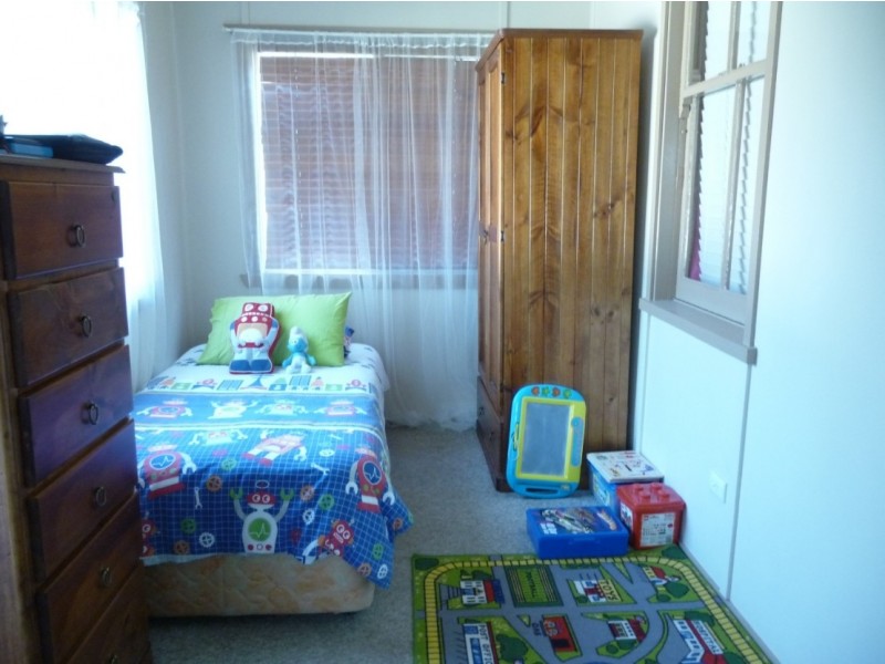 Mount Lofty QLD 4350