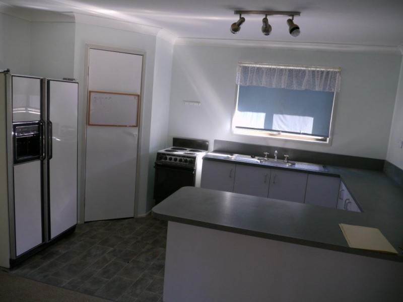 4 Carpenters Road, Flagstone Creek QLD 4344