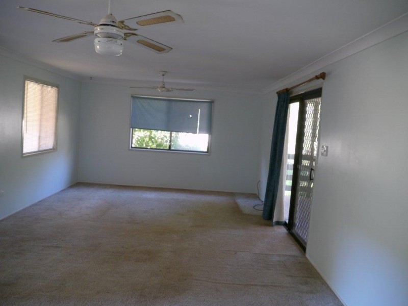 4 Carpenters Road, Flagstone Creek QLD 4344