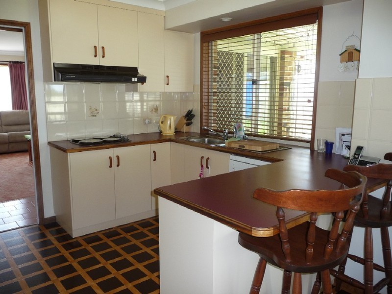 2 Joy-Anne Court, Hodgson Vale QLD 4352