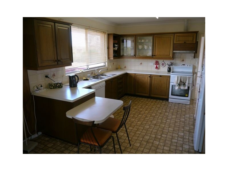 38 Wentworth Street, Centenary Heights QLD 4350