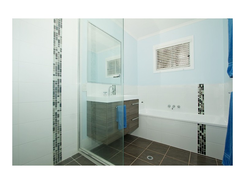 19 Wilfred Street, Harristown QLD 4350