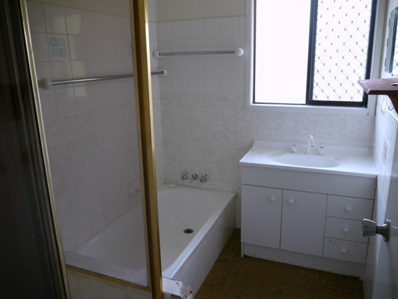 13 Chopin Street, Rockville QLD 4350