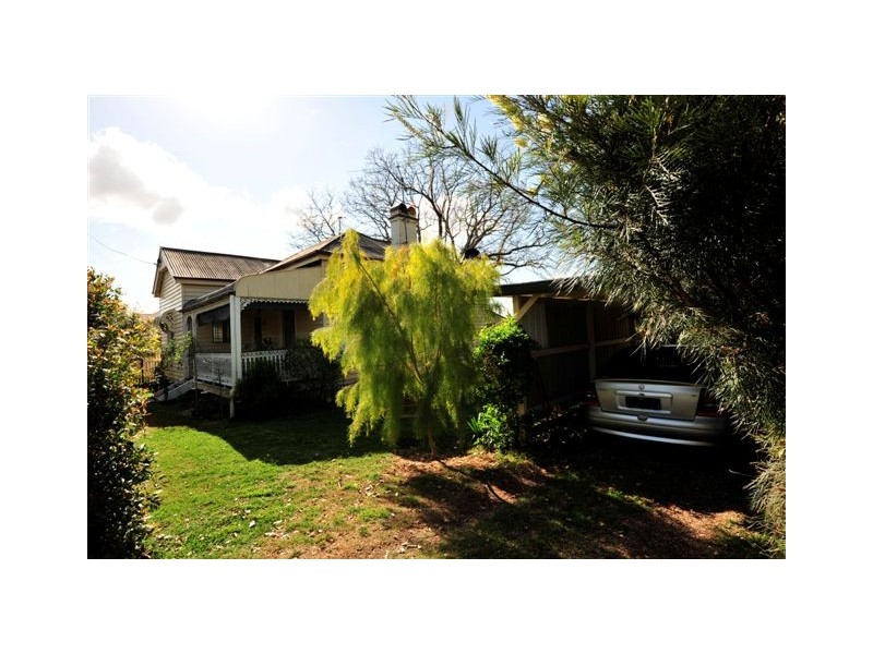 1 Frederick Street, East Toowoomba QLD 4350