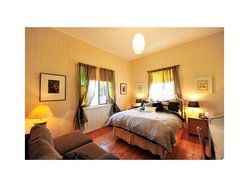 1 Frederick Street, East Toowoomba QLD 4350