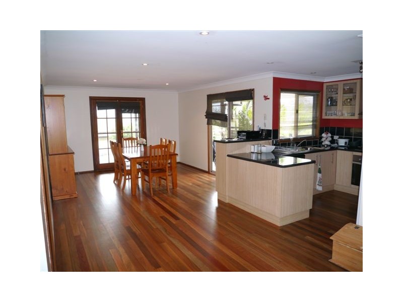 36 Catalina Drive, Wilsonton QLD 4350