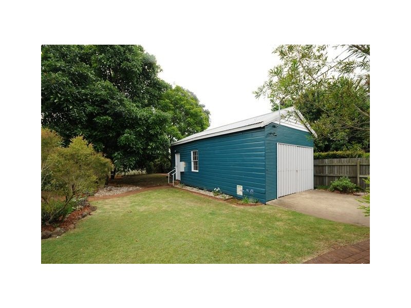 45 Bridge Street, Mount Lofty QLD 4350