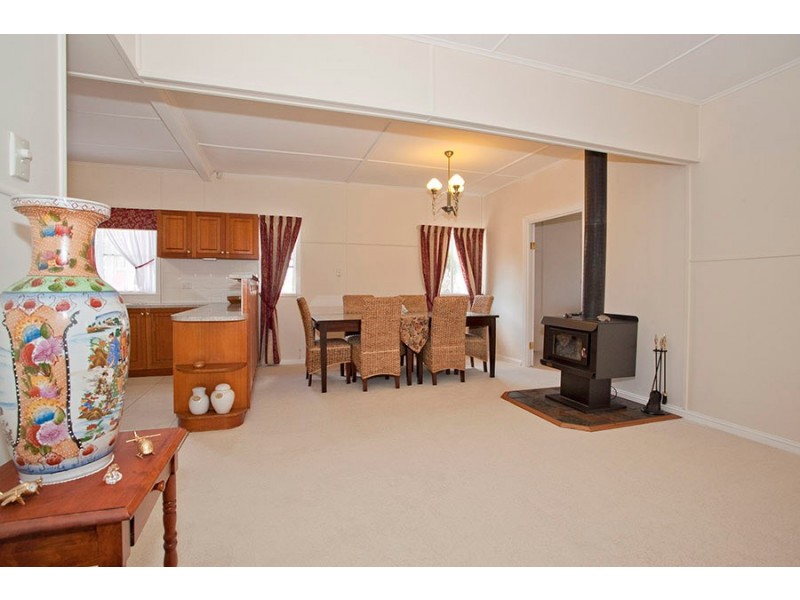 42 Toowoomba Road, Toowoomba QLD 4350