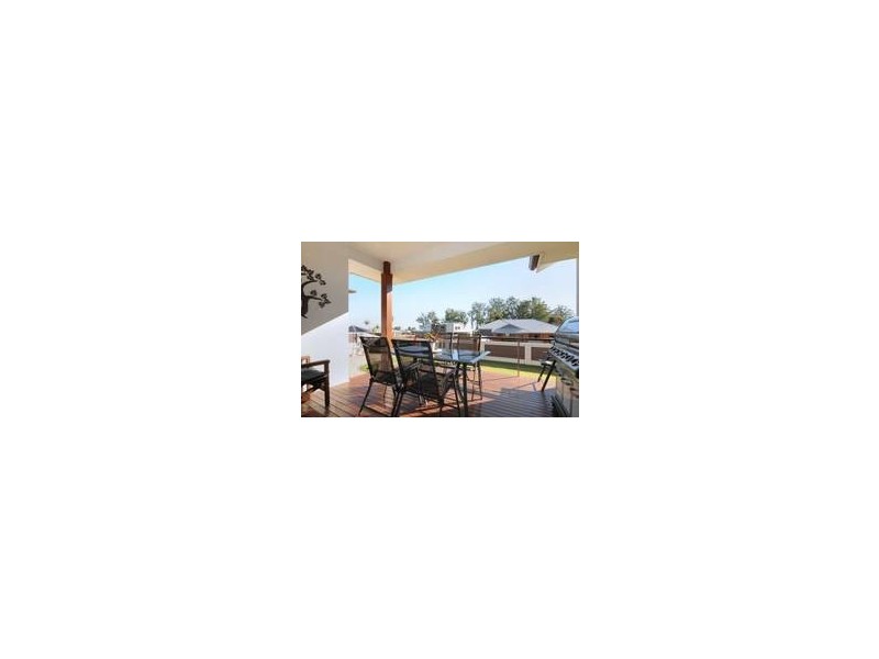 451 Mackenzie Street, Middle Ridge QLD 4350
