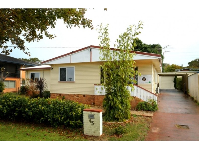 45 Noll Street, Kearneys Spring QLD 4350