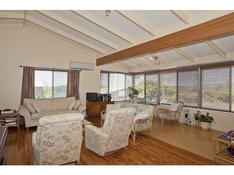 2 Gloucester Crescent, Darling Heights QLD 4350