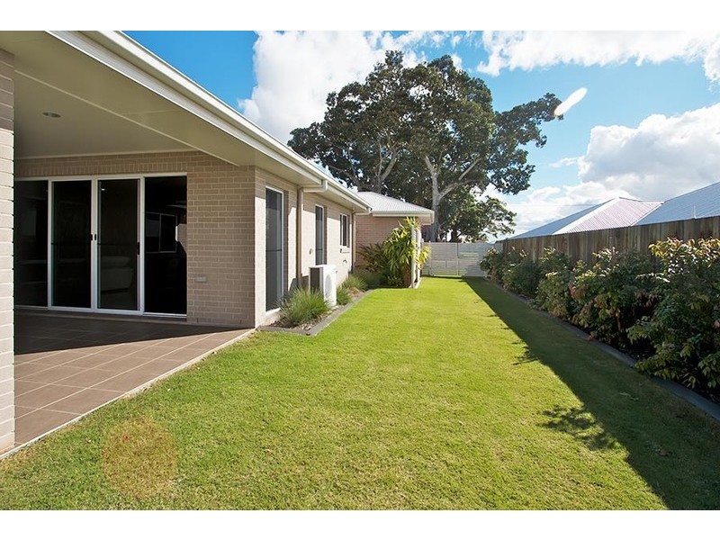 324 Ramsay Street, Middle Ridge QLD 4350