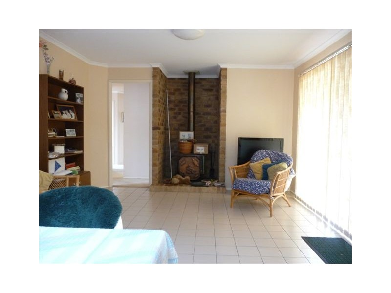 19 Lorraine Crescent, Centenary Heights QLD 4350