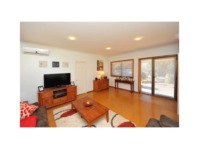 44 Bridge Street, East Toowoomba QLD 4350