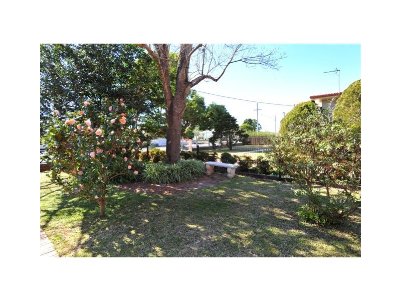 44 Bridge Street, East Toowoomba QLD 4350