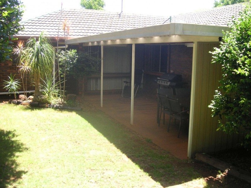 28 Hibiscus Drive, Centenary Heights QLD 4350