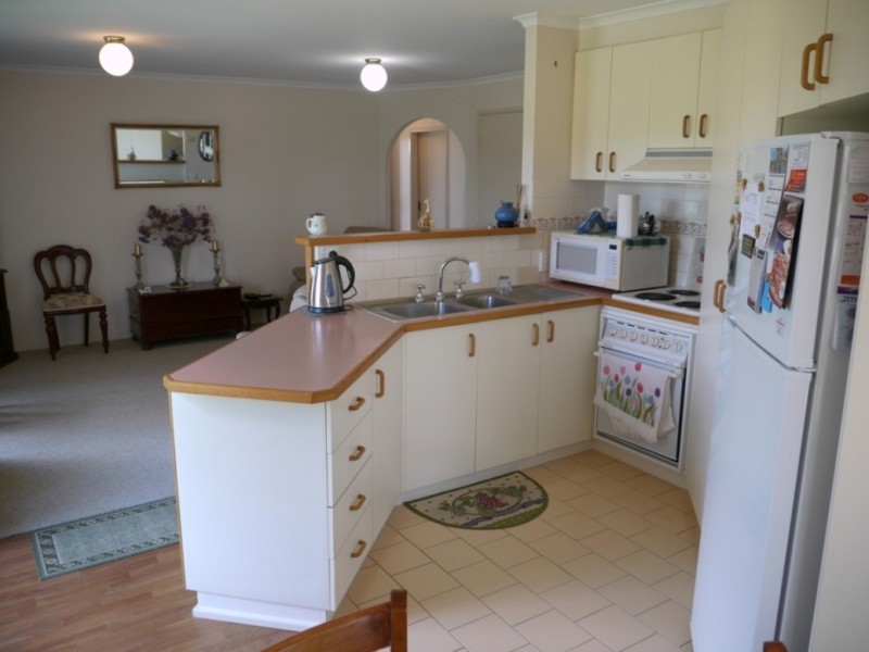 1/9 Creedon Drive, Kearneys Spring QLD 4350