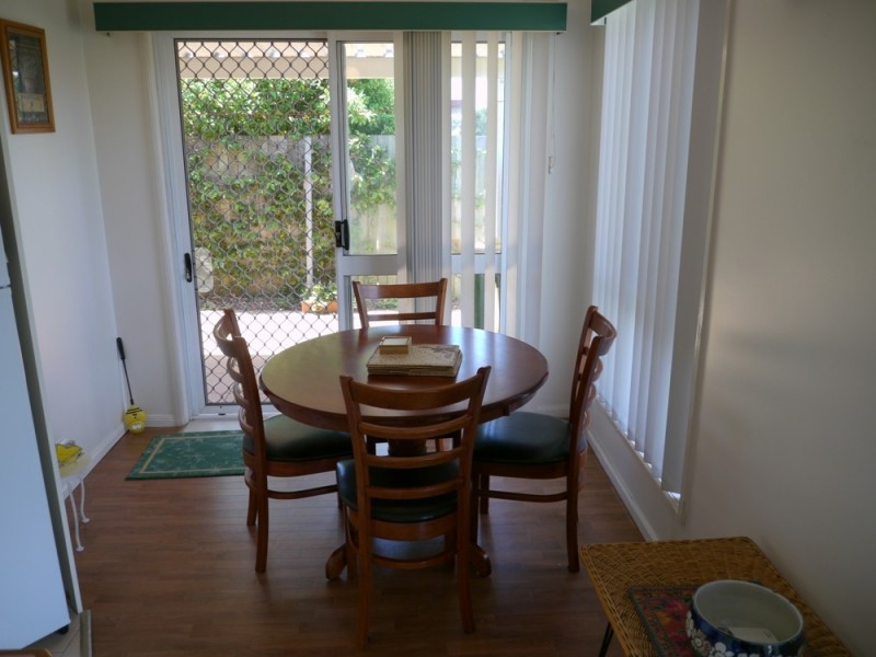 1/9 Creedon Drive, Kearneys Spring QLD 4350
