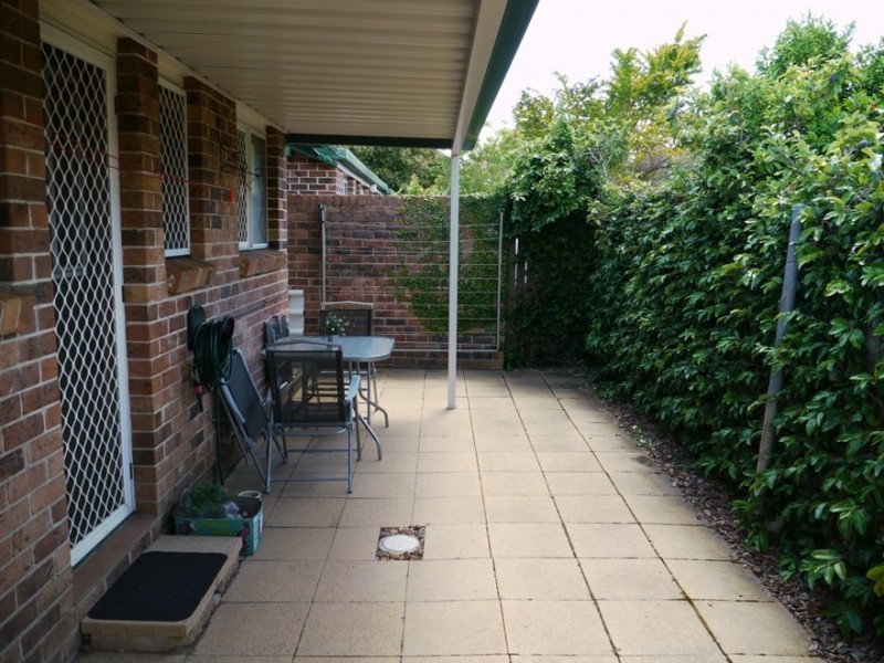 1/9 Creedon Drive, Kearneys Spring QLD 4350