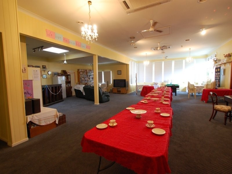 8 Panda Street, Harristown QLD 4350