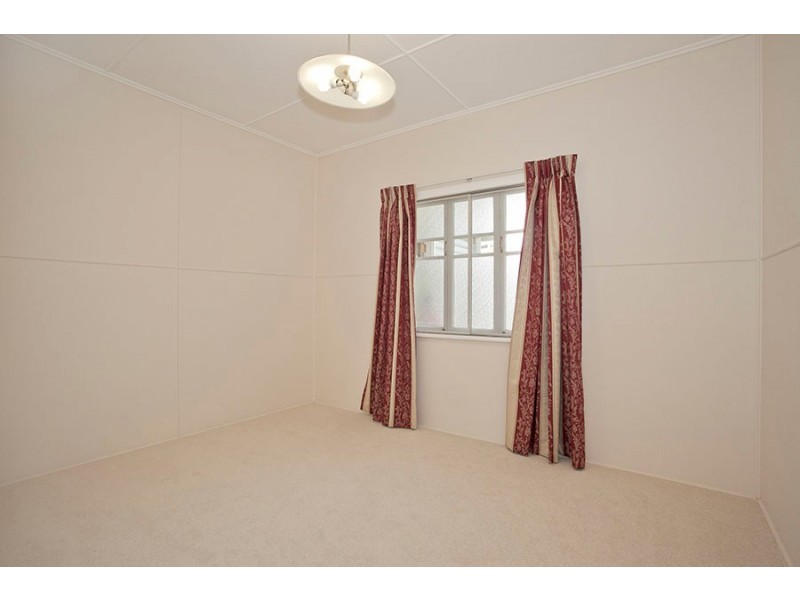 42 Toowoomba Road, Oakey QLD 4401