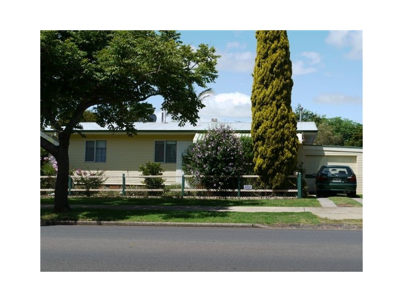 222 Mackenzie Street, Rangeville QLD 4350