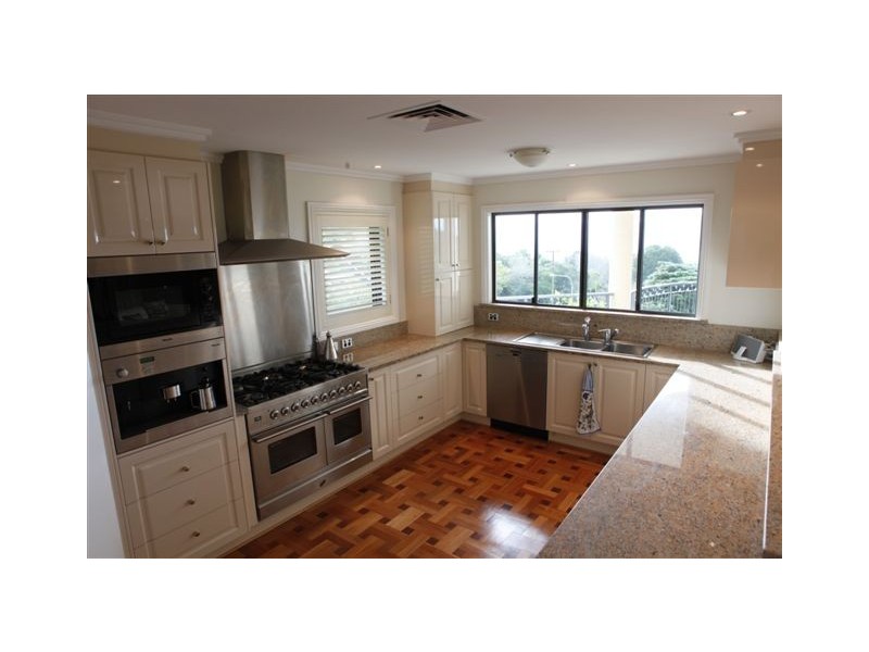 2A Herries Street, East Toowoomba QLD 4350