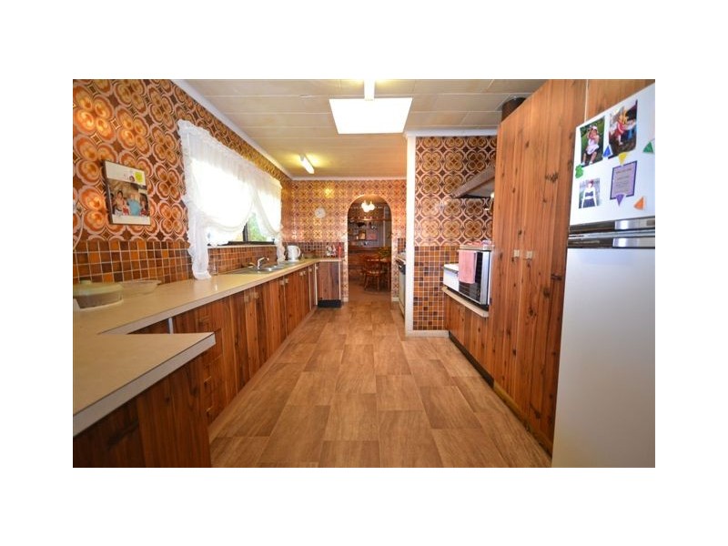 258 Taylor Street, Newtown QLD 4350