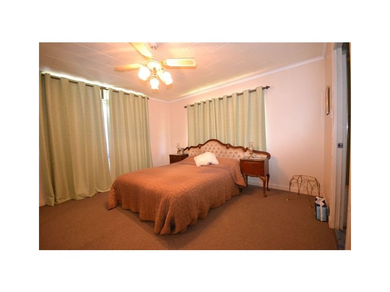 258 Taylor Street, Newtown QLD 4350