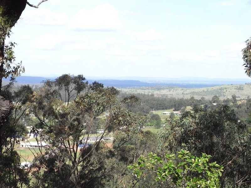 Withcott QLD 4352