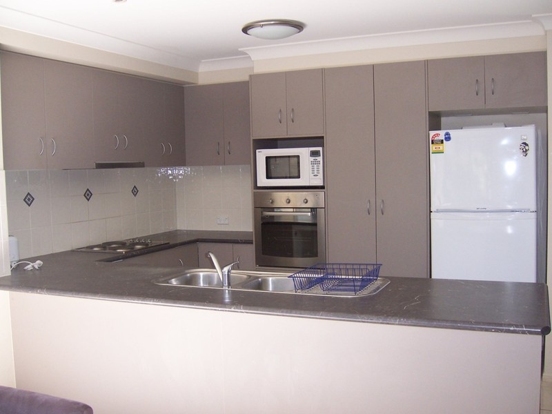 1or2/89 Kearney Street, Kearneys Spring QLD 4350
