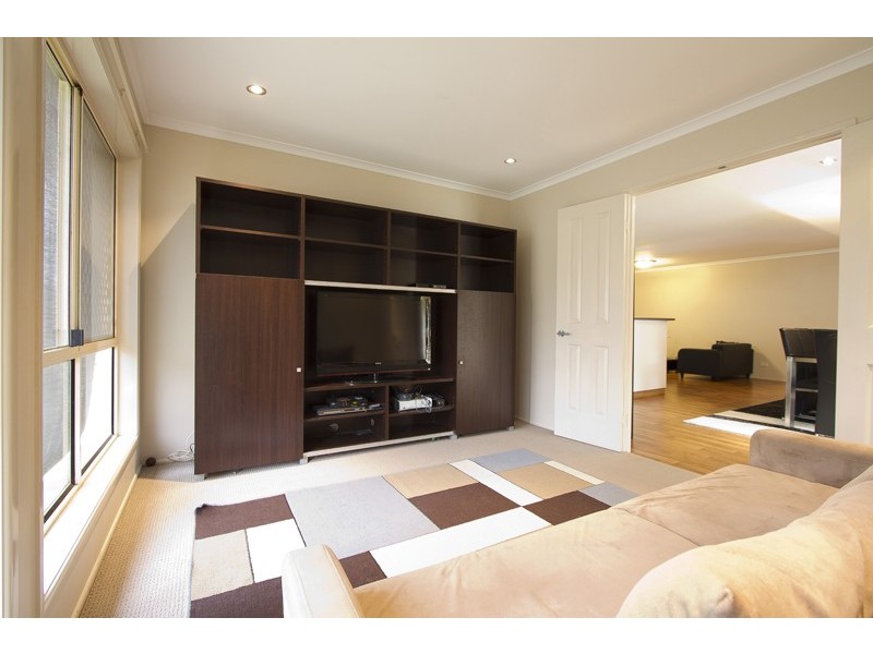 5 Mirage Court, Wilsonton QLD 4350