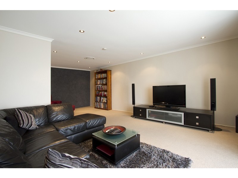 5 Mirage Court, Wilsonton QLD 4350