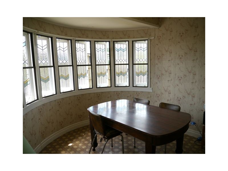 83 North Street, Harlaxton QLD 4350