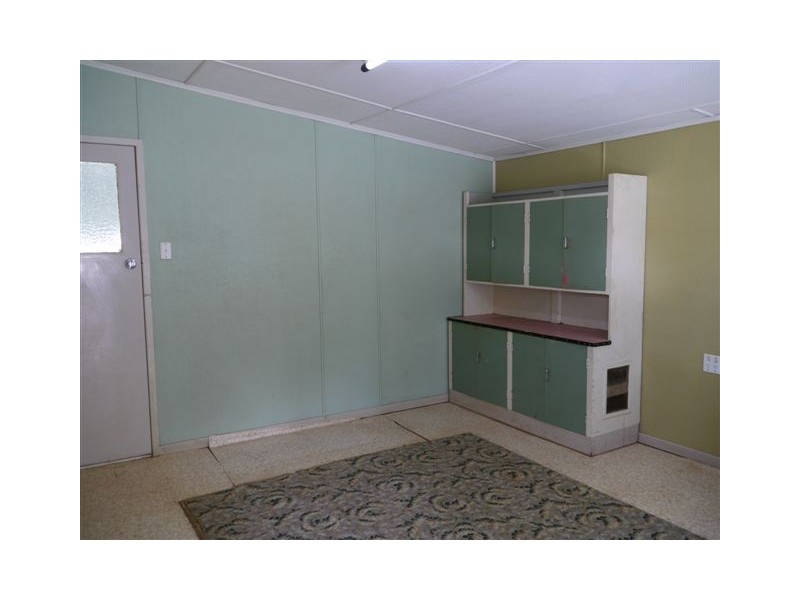 83 North Street, Harlaxton QLD 4350