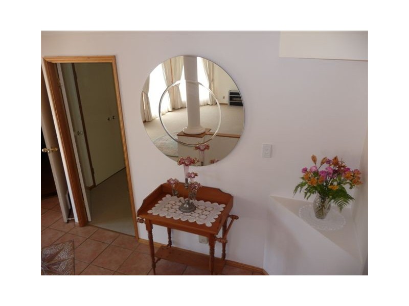 2 Audrey Court, Middle Ridge QLD 4350