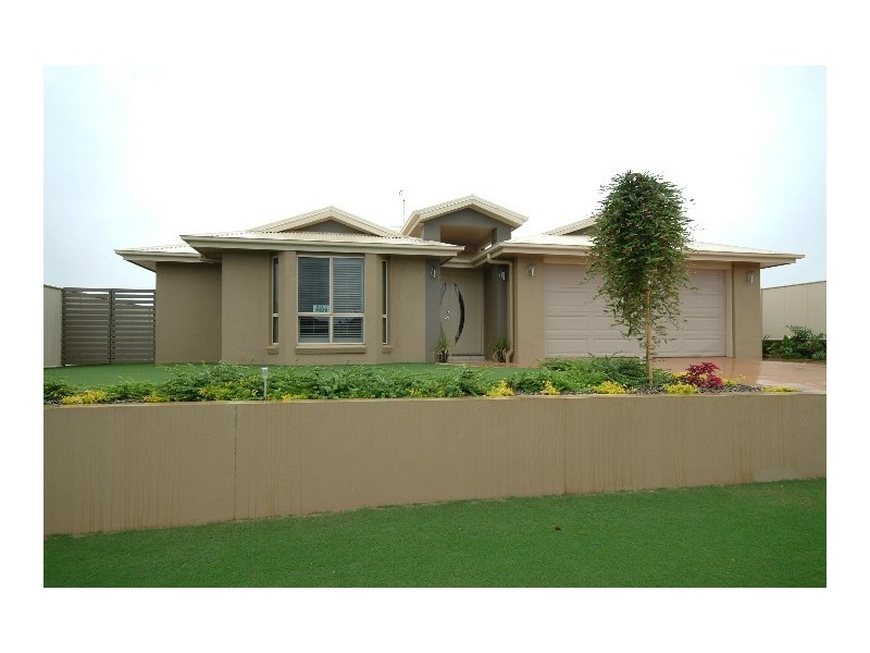 35 Calypso Street, Middle Ridge QLD 4350