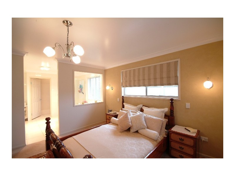 35 Calypso Street, Middle Ridge QLD 4350